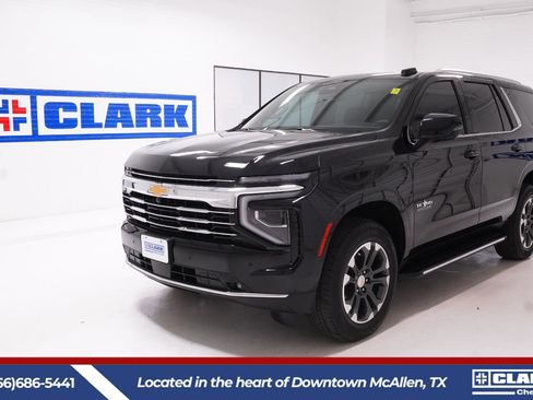 Used 2025 Chevrolet Tahoe LT w/ Comfort Package AWD/4WD image 1