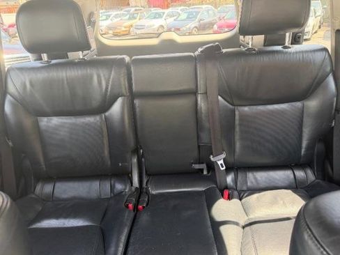 Used 2013 Lexus LX 570 4WD image 32