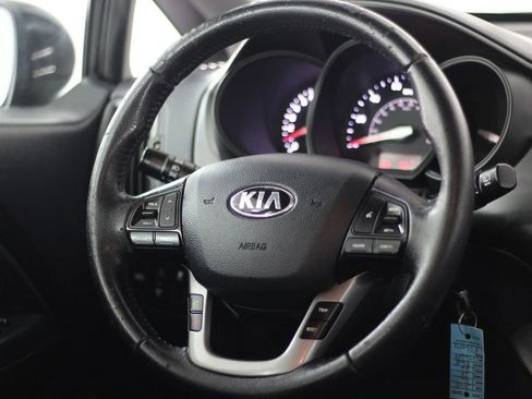 Used 2013 Kia Rio EX w/ Convenience Pkg FWD image 11