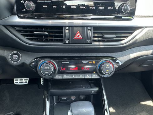 Used 2023 Kia Forte GT-Line w/ GT-Line Premium Package FWD image 29