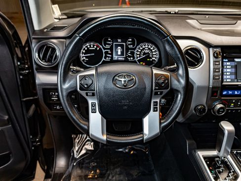 Used 2018 Toyota Tundra Platinum image 13