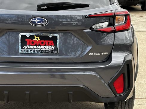 Used 2024 Subaru Crosstrek 2.0i Premium image 6