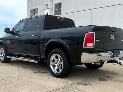 Used 2016 RAM 1500 Laramie w/ Convenience Group AWD/4WD image 5