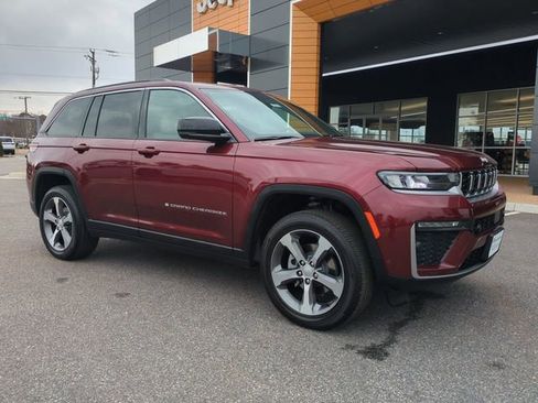 New 2026 Jeep Grand Cherokee Limited image 2