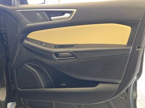 Used 2024 Ford Edge SEL w/ Convenience Package AWD/4WD image 5