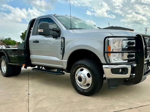 Used 2023 Ford F350 XLT w/ 360-Degree Camera Package image 8