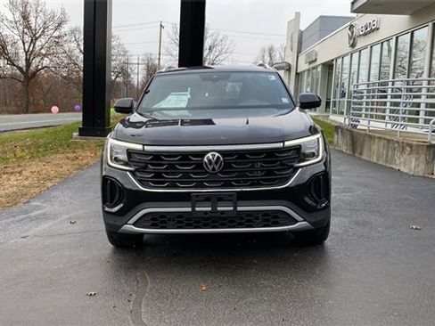 New 2026 Volkswagen Atlas Cross Sport SE image 2