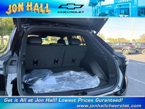 New 2026 Chevrolet Equinox EV LT image 11