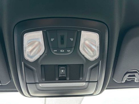 Used 2024 RAM 2500 Tradesman w/ Chrome Appearance Group image 36