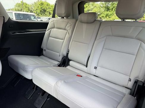 New 2026 Lincoln Navigator L Reserve w/ Jet Appearance Package AWD/4WD image 19