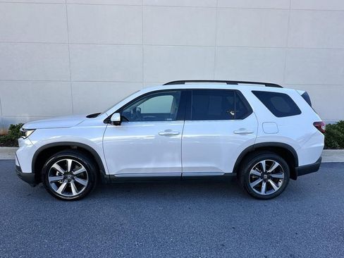 Used 2024 Honda Pilot Elite image 30