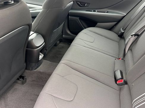 Used 2026 Hyundai Elantra SEL Sport FWD image 15