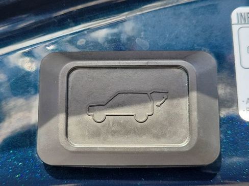 Used 2017 Toyota RAV4 Limited w/ Protection Package image 11