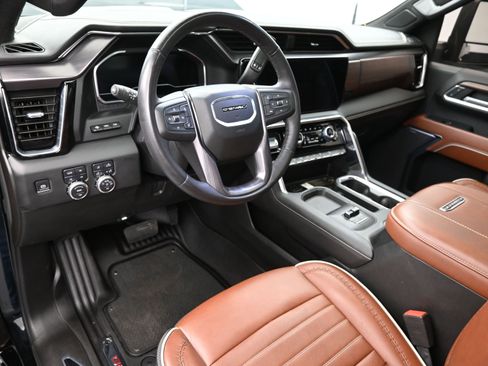 Used 2024 GMC Sierra 2500 Denali Ultimate image 21