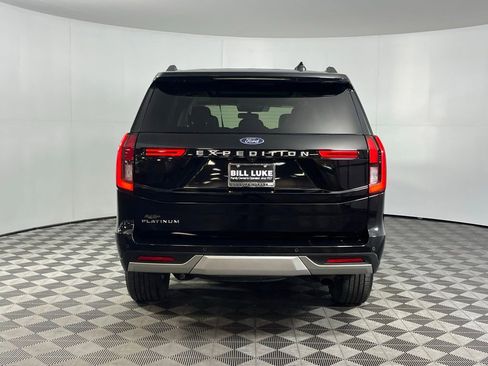 Used 2025 Ford Expedition Platinum AWD/4WD image 7