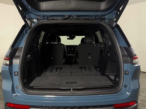 New 2026 Jeep Grand Cherokee L Limited AWD/4WD image 10