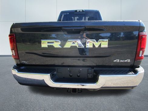 New 2026 RAM 2500 Tradesman AWD/4WD image 9