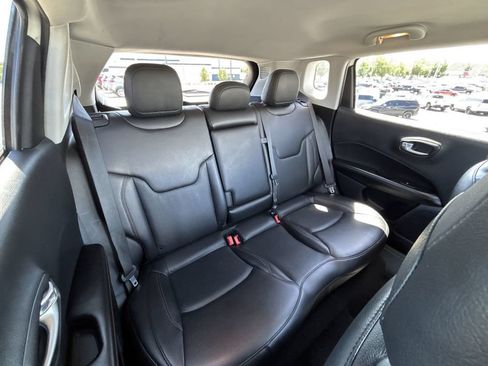 Used 2021 Jeep Compass Limited AWD/4WD image 30