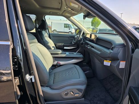 New 2026 Kia EV9 Wind AWD/4WD image 11