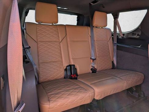 Used 2021 Cadillac Escalade ESV Sport w/ Driver Assist Tech Package AWD/4WD image 20