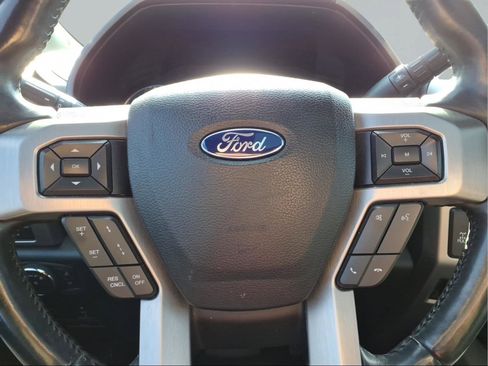 Used 2017 Ford F250 Platinum w/ Platinum Ultimate Package image 13