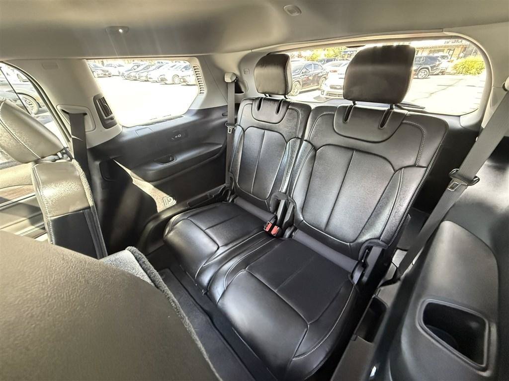 Used 2024 Jeep Grand Cherokee L Limited w/ Luxury Tech Group II AWD/4WD image 27