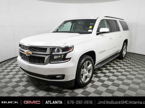 Used 2016 Chevrolet Suburban LT RWD image 28