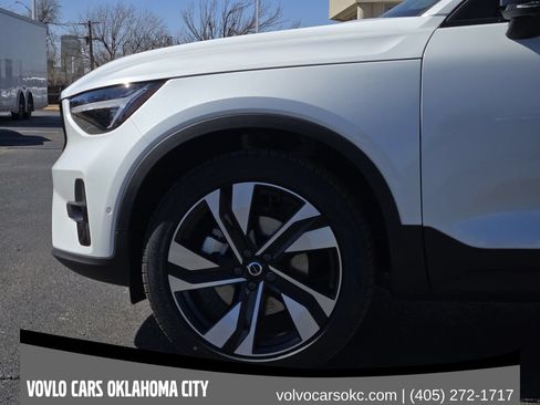 Used 2026 Volvo XC40 B5 Ultra w/ Protection Package Premier AWD/4WD image 6