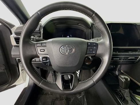 Certified 2025 Toyota Camry SE FWD image 13