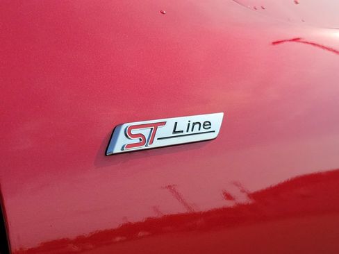Used 2023 Ford Escape ST-Line AWD/4WD image 6