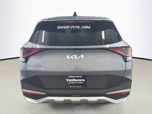 Used 2024 Kia Sportage EX FWD image 8
