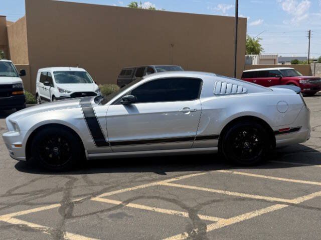 Used 2014 Ford Mustang Coupe w/ Equipment Group 102A RWD image 5