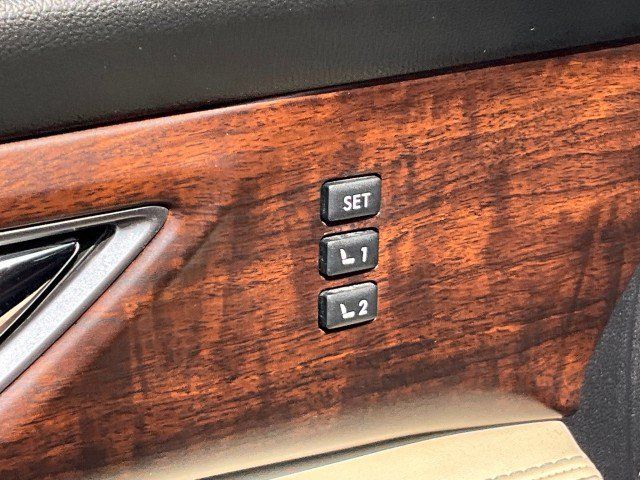 Used 2019 Subaru Ascent Touring AWD/4WD image 33