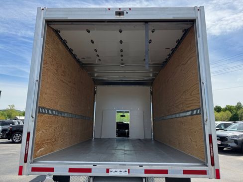 New 2025 Ford E-450 and Econoline 450 Super Duty w/ Power Equipment Group RWD image 24