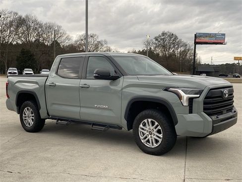 Used 2024 Toyota Tundra SR5 image 9