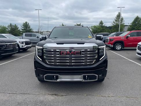 Used 2026 GMC Sierra 1500 Denali w/ Technology Package AWD/4WD image 2