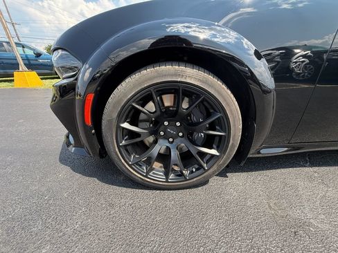 Used 2023 Dodge Charger SRT Hellcat w/ Harman/Kardon Audio Group RWD image 11