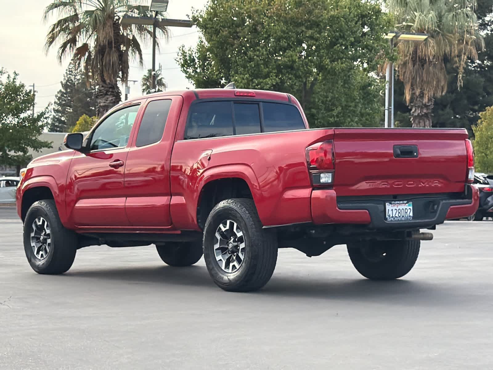 Used 2019 Toyota Tacoma SR w/ SR Convenience Package RWD image 7