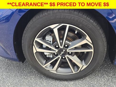 Used 2024 Kia Forte LXS w/ LXS Technology Package FWD image 31