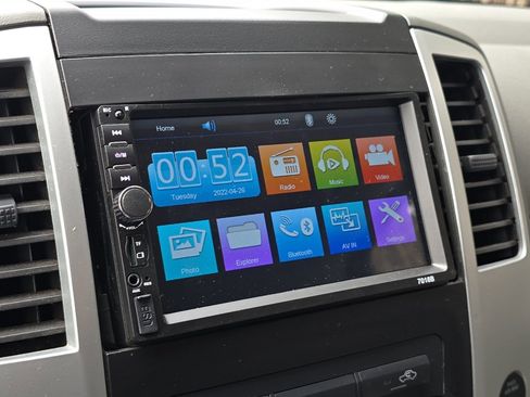 Used 2019 Nissan Frontier SV image 19