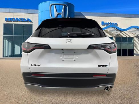 New 2026 Honda HR-V Sport image 4