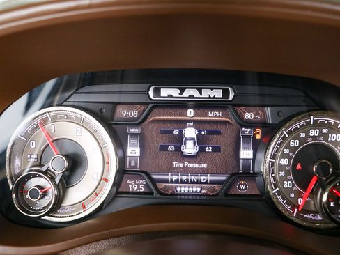 Used 2022 RAM 2500 Limited AWD/4WD image 16