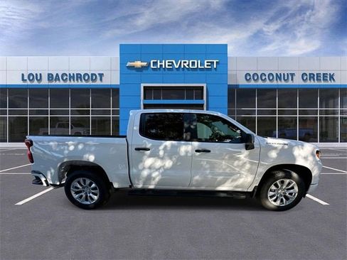 New 2025 Chevrolet Silverado 1500 Custom image 9