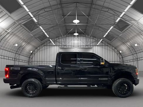 Used 2022 Ford F250 Lariat w/ Lariat Ultimate Package AWD/4WD image 7