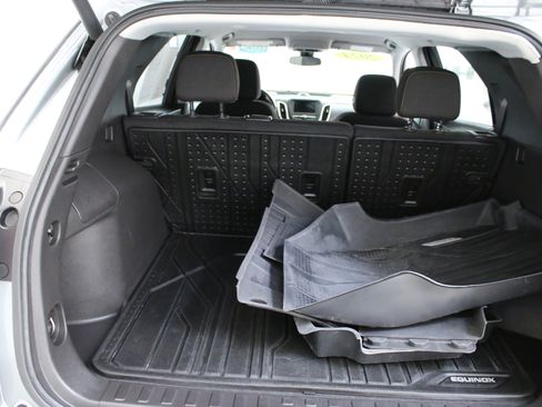 Used 2024 Chevrolet Equinox LT w/ LPO, Floor Liner Package FWD image 28
