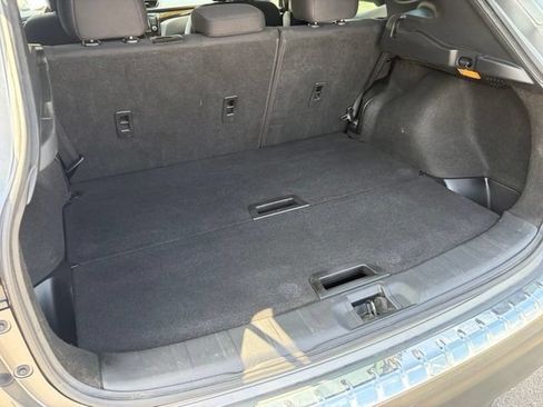 Used 2021 Nissan Rogue Sport SV FWD image 29