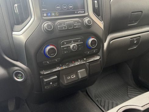Used 2021 Chevrolet Silverado 1500 LT w/ Work Truck Package AWD/4WD image 27