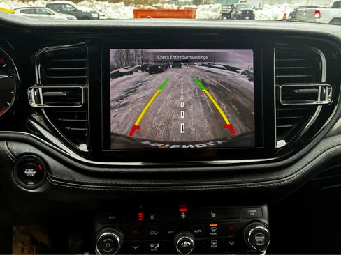 Used 2022 Dodge Durango GT image 23