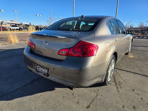 Used 2012 INFINITI G37 x w/ Premium Pkg image 9