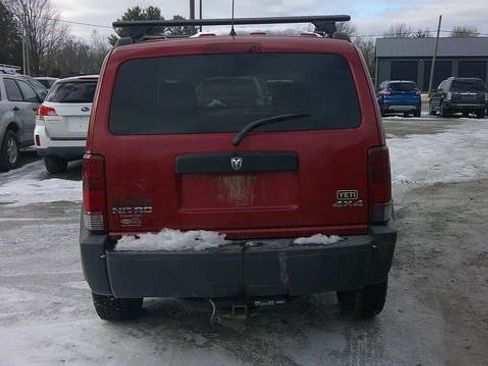 Used 2007 Dodge Nitro SXT image 4